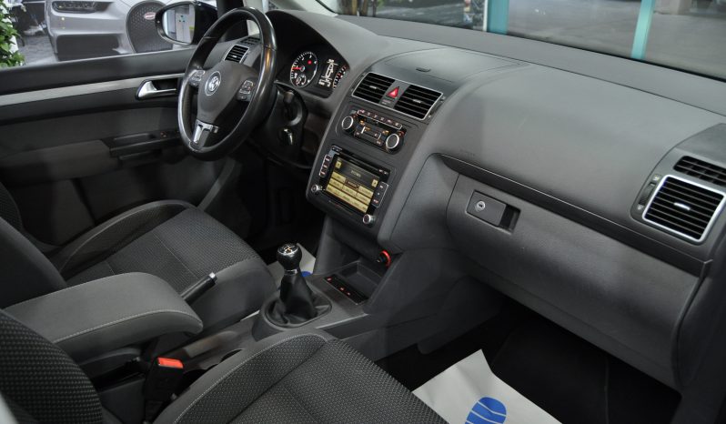 VOLKSWAGEN Touran 2.0 TDI 140cv Advance Bluemotion Tech 5p lleno