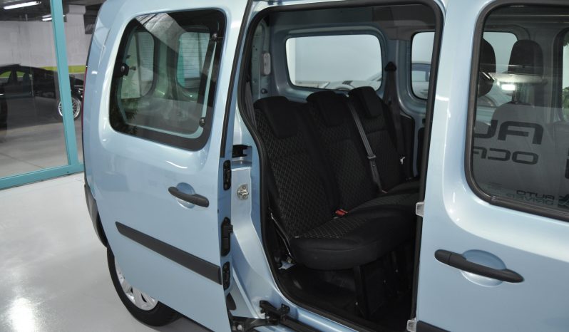 RENAULT Kangoo Furgon Maxi Z.E. 5 plazas lleno