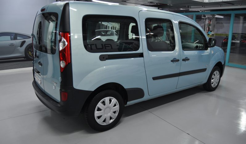 RENAULT Kangoo Furgon Maxi Z.E. 5 plazas lleno
