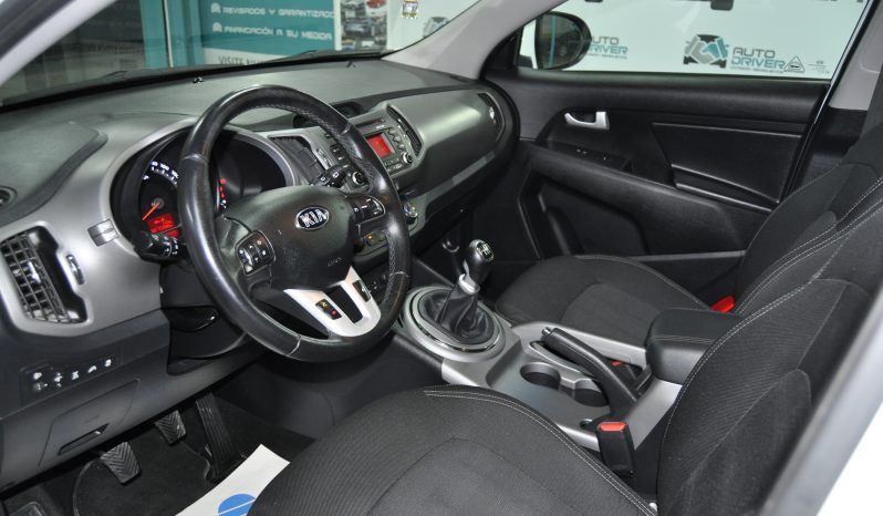 KIA Sportage 2.0 CRDI VGT 136CV Drive 4×4 5p. lleno